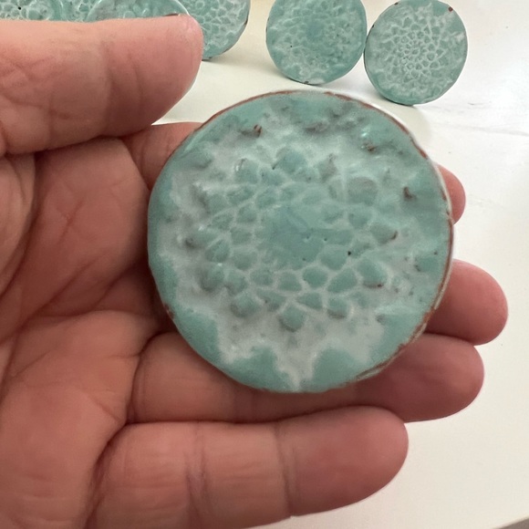 8 Turquoise ceramic Knobs from Anthropologie. Each is hand made & hand painted. - Picture 7 of 9